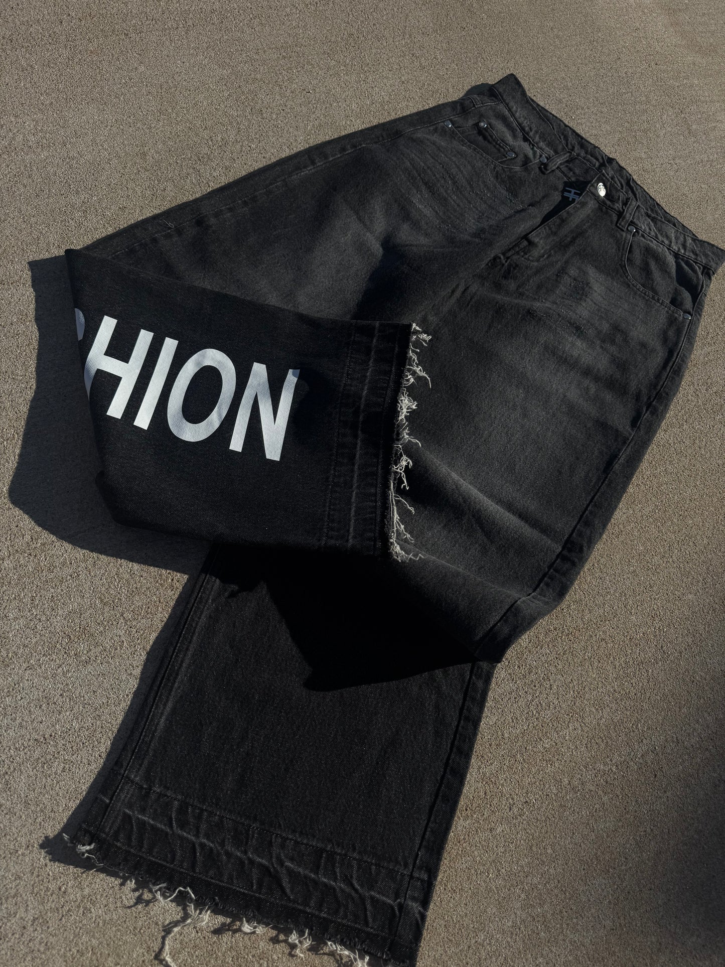 HIGH FASHION BLACK DENIM